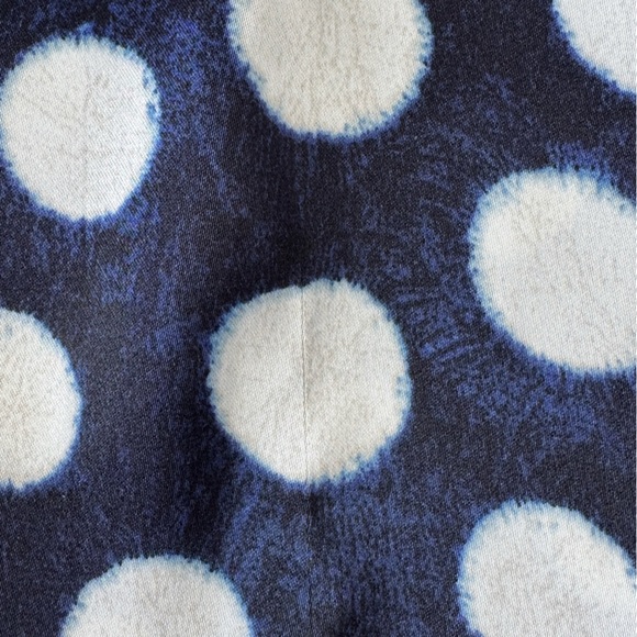 Michael Kors White Polka Dot Navy Blue Sleeveless Top Sz M - Picture 9 of 9